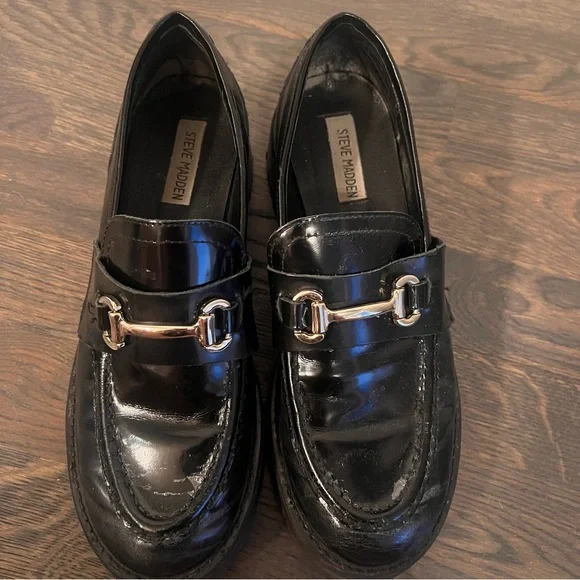 STEVE MADDEN Loafer Gold Buckle Women Size 9 - Picture 2 of 5